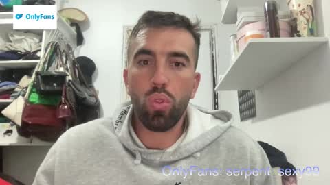 Snapshot of serpent_sexy chatting on 12-02-25, 12:38 serpent_sexy online show from 12-02-25, 12:38