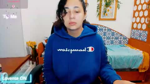 Snapshot of serpenttempter88 chatting on 01-09-26, 06:16 VIOLA online show from 01-09-26, 06:16