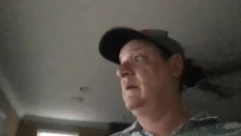 Snapshot of servantboy4u chatting on 07-05-26, 02:07 servantboy4u online show from 07-05-26, 02:07