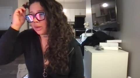 Snapshot of servexely chatting on 02-10-26, 06:56 servexely online show from 02-10-26, 06:56