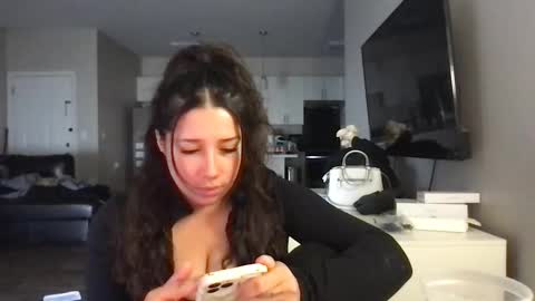 Snapshot of servexely chatting on 02-11-26, 06:57 servexely online show from 02-11-26, 06:57