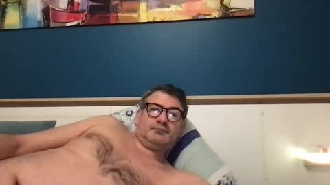 sesamechris92 online show from 01-09-25, 06:59