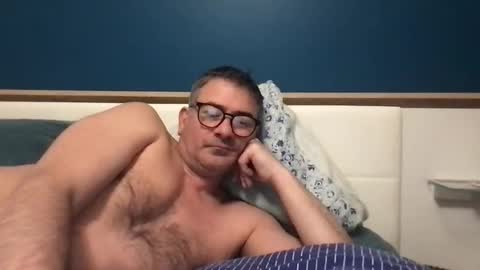 sesamechris92 online show from 03-05-25, 06:54