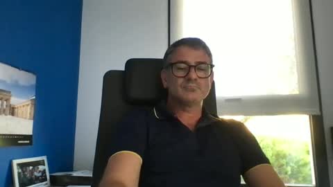 Snapshot of sesamechris92 chatting on 07-06-26, 04:20 sesamechris92 online show from 07-06-26, 04:20