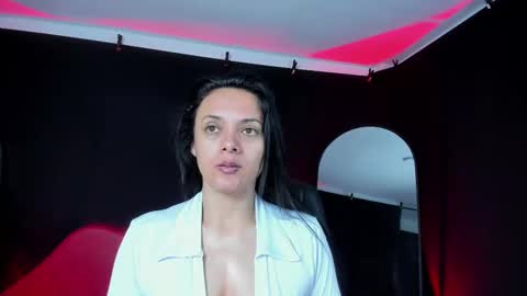 LUCERO online show from 11-18-25, 03:56