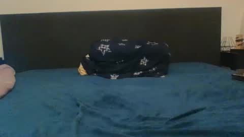 seth36272430 online show from 12-19-25, 01:40