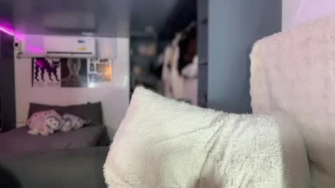 tan online show from 05-15-26, 10:33