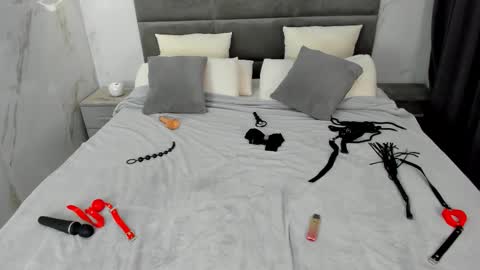 sex_puma online show from 11-12-25, 05:46