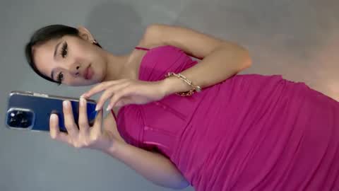 Snapshot of sex_slayer18 chatting on 01-15-25, 01:23 Lily online show from 01-15-25, 01:23