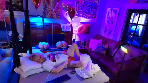 Snapshot of sexactyour chatting on 02-21-25, 06:26 Sexactyour online show from 02-21-25, 06:26