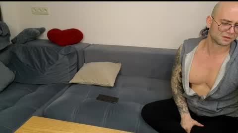 JackAdelaide online show from 04-10-26, 08:24