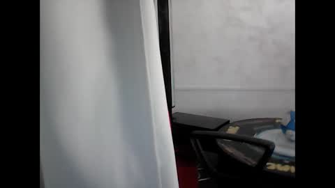 sexcoppia_24 online show from 05-22-26, 08:10