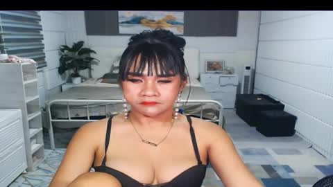 MS Anna online show from 10-25-25, 10:56
