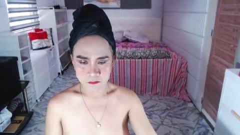 Snapshot of sexcum_trendingts_now chatting on 04-23-26, 03:30 MS Anna online show from 04-23-26, 03:30