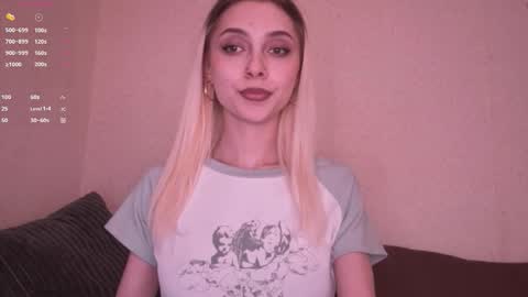 Snapshot of sexdrugg666 chatting on 03-12-26, 10:49 Dina online show from 03-12-26, 10:49