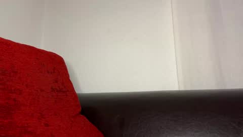 Snapshot of sexfriendch chatting on 01-03-25, 02:54 Lucenzo online show from 01-03-25, 02:54