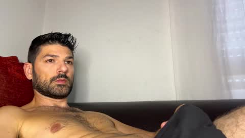 Snapshot of sexfriendch chatting on 09-16-25, 02:29 Lucenzo online show from 09-16-25, 02:29