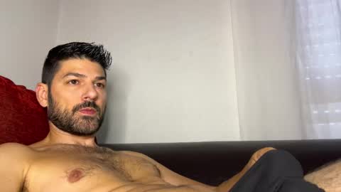 Snapshot of sexfriendch chatting on 09-17-25, 03:24 Lucenzo online show from 09-17-25, 03:24