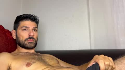 Snapshot of sexfriendch chatting on 09-23-25, 08:06 Lucenzo online show from 09-23-25, 08:06