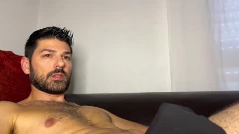 Snapshot of sexfriendch chatting on 10-05-25, 03:54 Lucenzo online show from 10-05-25, 03:54