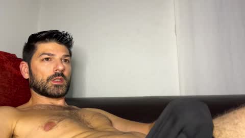 Snapshot of sexfriendch chatting on 10-07-25, 01:03 Lucenzo online show from 10-07-25, 01:03