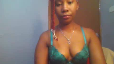 Maggie online show from 02-26-25, 12:14