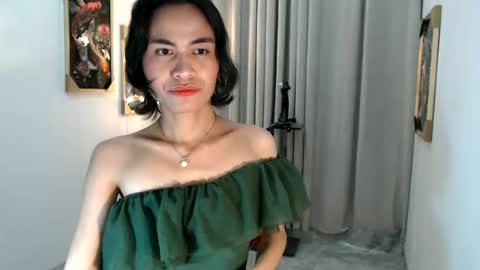 lara online show from 06-21-26, 10:51
