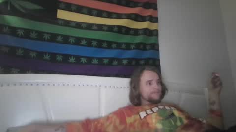 Snapshot of sexiicouple4u69 chatting on 10-13-25, 09:53 sexiicouple4u69 online show from 10-13-25, 09:53