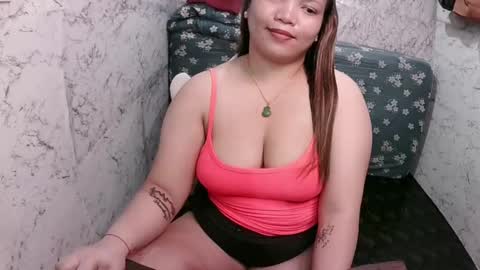 Snapshot of seximarsh88 chatting on 01-06-25, 06:41 Thess A. online show from 01-06-25, 06:41