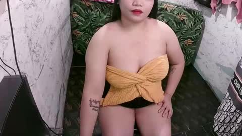 Snapshot of seximarsh88 chatting on 02-07-26, 05:16 Thess A. online show from 02-07-26, 05:16