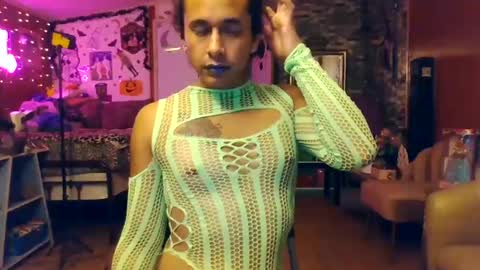 Snapshot of sexiwhiskey699 chatting on 10-11-25, 08:13 sexiwhiskey699 online show from 10-11-25, 08:13