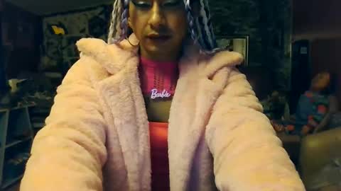 Snapshot of sexiwhiskey699 chatting on 10-23-25, 12:43 sexiwhiskey699 online show from 10-23-25, 12:43