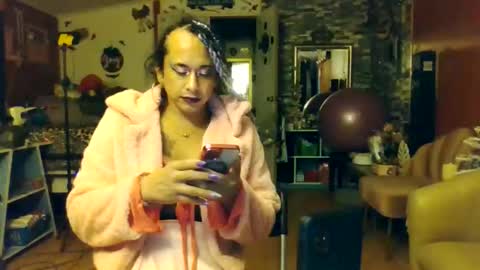 Snapshot of sexiwhiskey699 chatting on 11-17-25, 01:55 sexiwhiskey699 online show from 11-17-25, 01:55