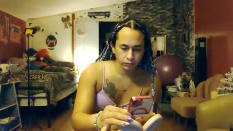 Snapshot of sexiwhiskey699 chatting on 11-19-25, 02:00 sexiwhiskey699 online show from 11-19-25, 02:00