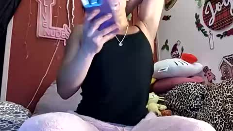 sexiwhiskey699 online show from 12-23-25, 07:17