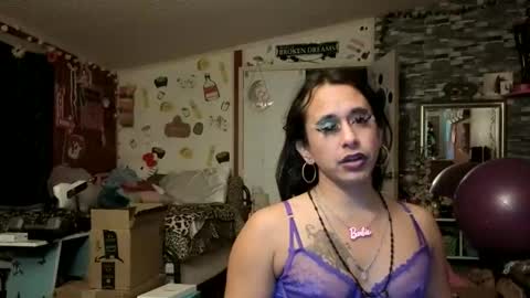 Snapshot of sexiwhiskey699 chatting on 05-16-26, 09:06 sexiwhiskey699 online show from 05-16-26, 09:06