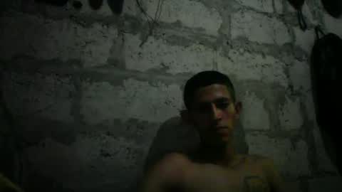 Snapshot of sexmanhot25 chatting on 10-25-25, 08:47 sexmanhot25 online show from 10-25-25, 08:47