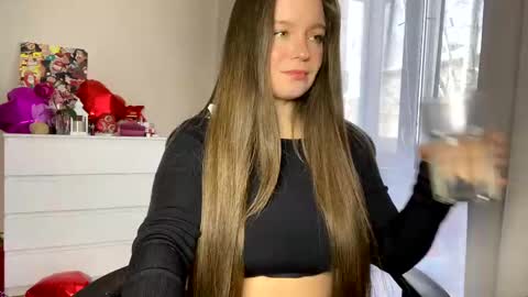 My name is Mia whats yours online show from 02-23-25, 10:17