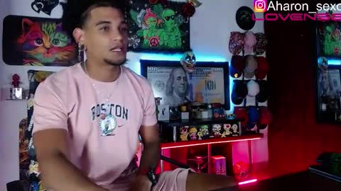 Aharon  ravelo online show from 10-17-25, 05:10