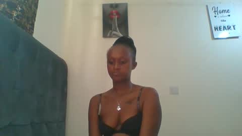Snapshot of sexsy_sally chatting on 12-21-24, 10:06 sexsysally online show from 12-21-24, 10:06
