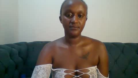 Snapshot of sexsy_sally chatting on 03-08-26, 04:44 sexsysally online show from 03-08-26, 04:44