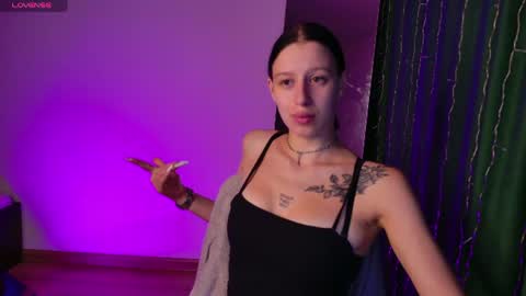 Snapshot of sextezi chatting on 07-08-26, 08:46 sextezi online show from 07-08-26, 08:46
