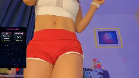 Snapshot of sexual_queen chatting on 01-07-25, 04:05 Marilyn online show from 01-07-25, 04:05