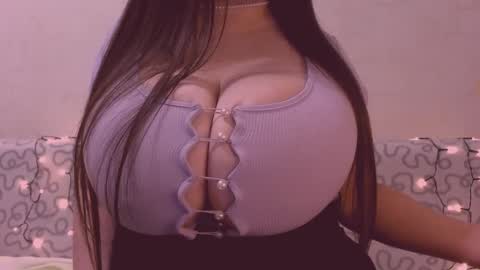 Julia online show from 02-11-25, 05:47