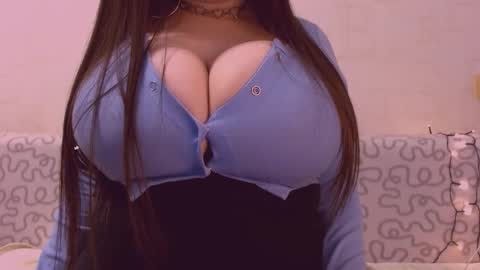 Snapshot of sexxgirlboy chatting on 02-27-26, 07:30 Julia online show from 02-27-26, 07:30