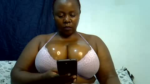 Snapshot of sexxi_ebony chatting on 07-01-26, 09:33 sexxi_ebony online show from 07-01-26, 09:33