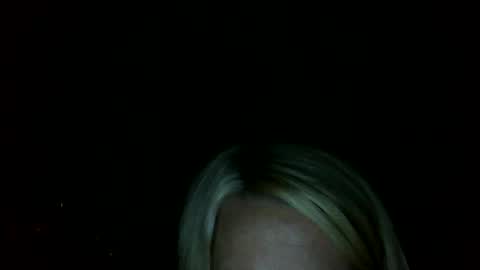 Snapshot of sexxiibossbabe chatting on 12-01-25, 08:08 sexxiibossbabe online show from 12-01-25, 08:08