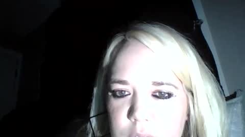 Snapshot of sexxiibossbabe chatting on 12-05-25, 12:47 sexxiibossbabe online show from 12-05-25, 12:47