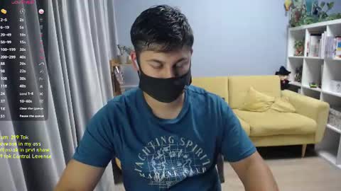 Snapshot of sexxxdickbig chatting on 07-13-26, 08:22 Tommy online show from 07-13-26, 08:22