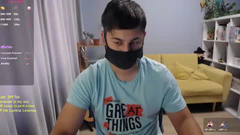 Snapshot of sexxxdickbig chatting on 07-14-26, 07:57 Tommy online show from 07-14-26, 07:57